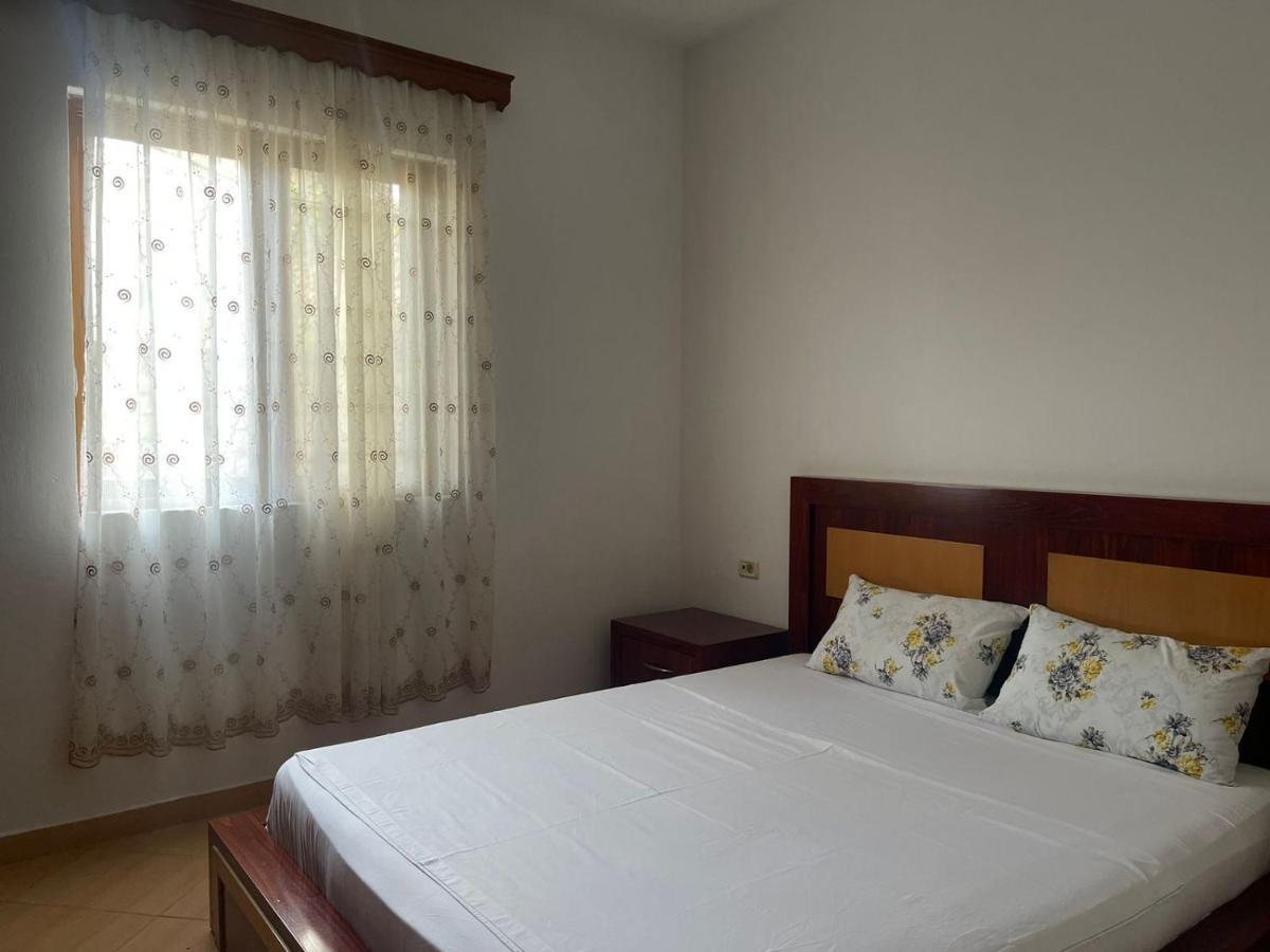 Green-Garden Apartmets ซารานเดอ ภายนอก รูปภาพ