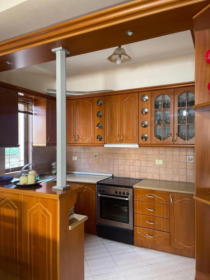 Green-Garden Apartmets ซารานเดอ ภายนอก รูปภาพ