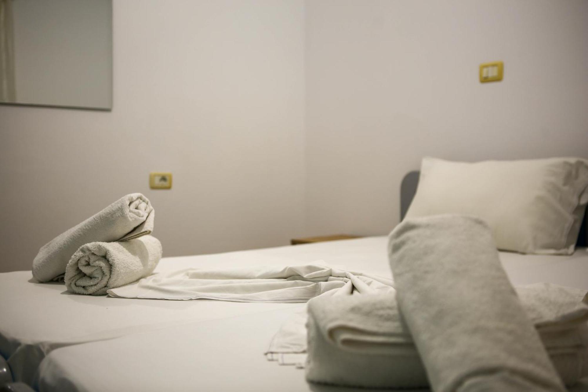 Green-Garden Apartmets ซารานเดอ ภายนอก รูปภาพ