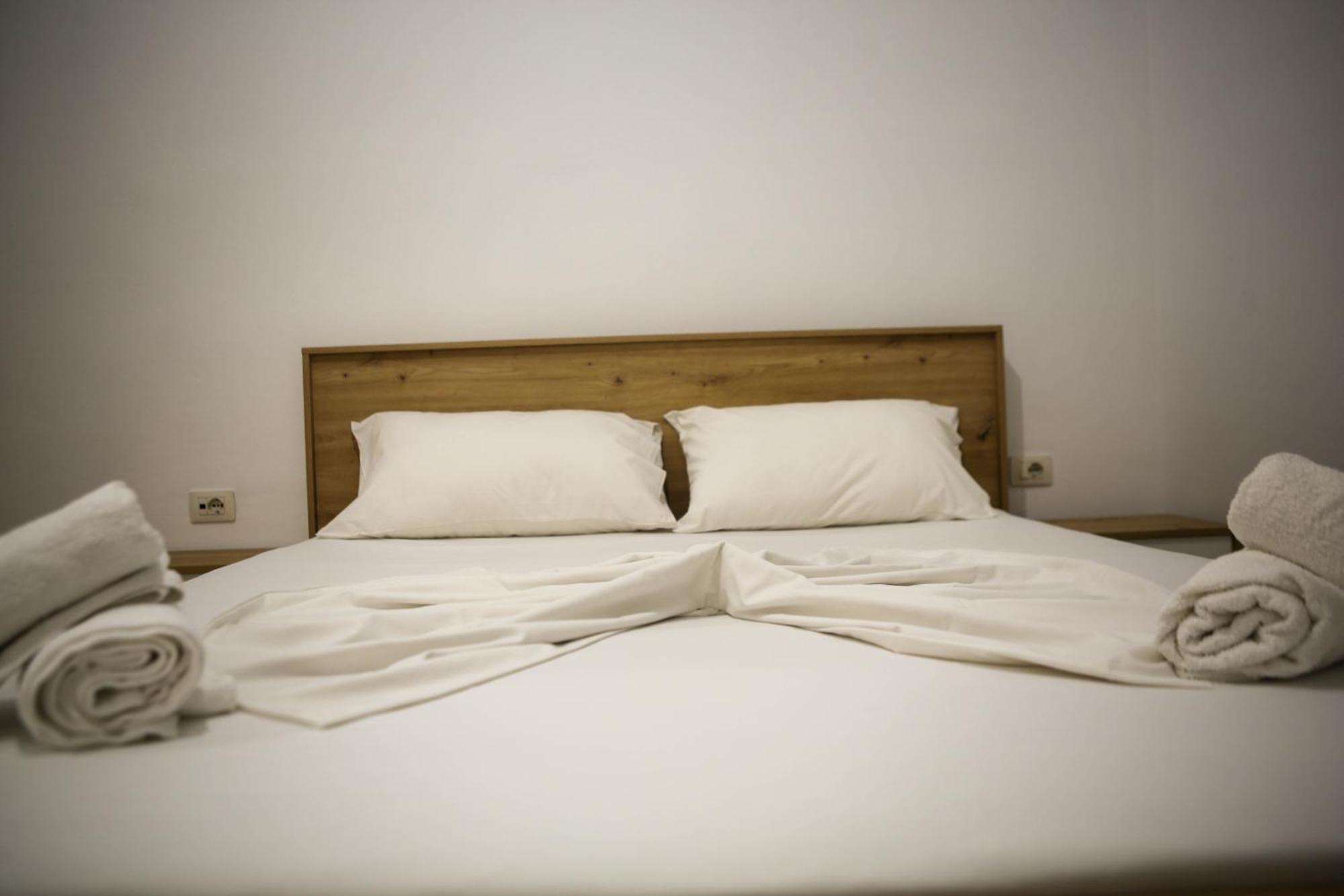 Green-Garden Apartmets ซารานเดอ ภายนอก รูปภาพ