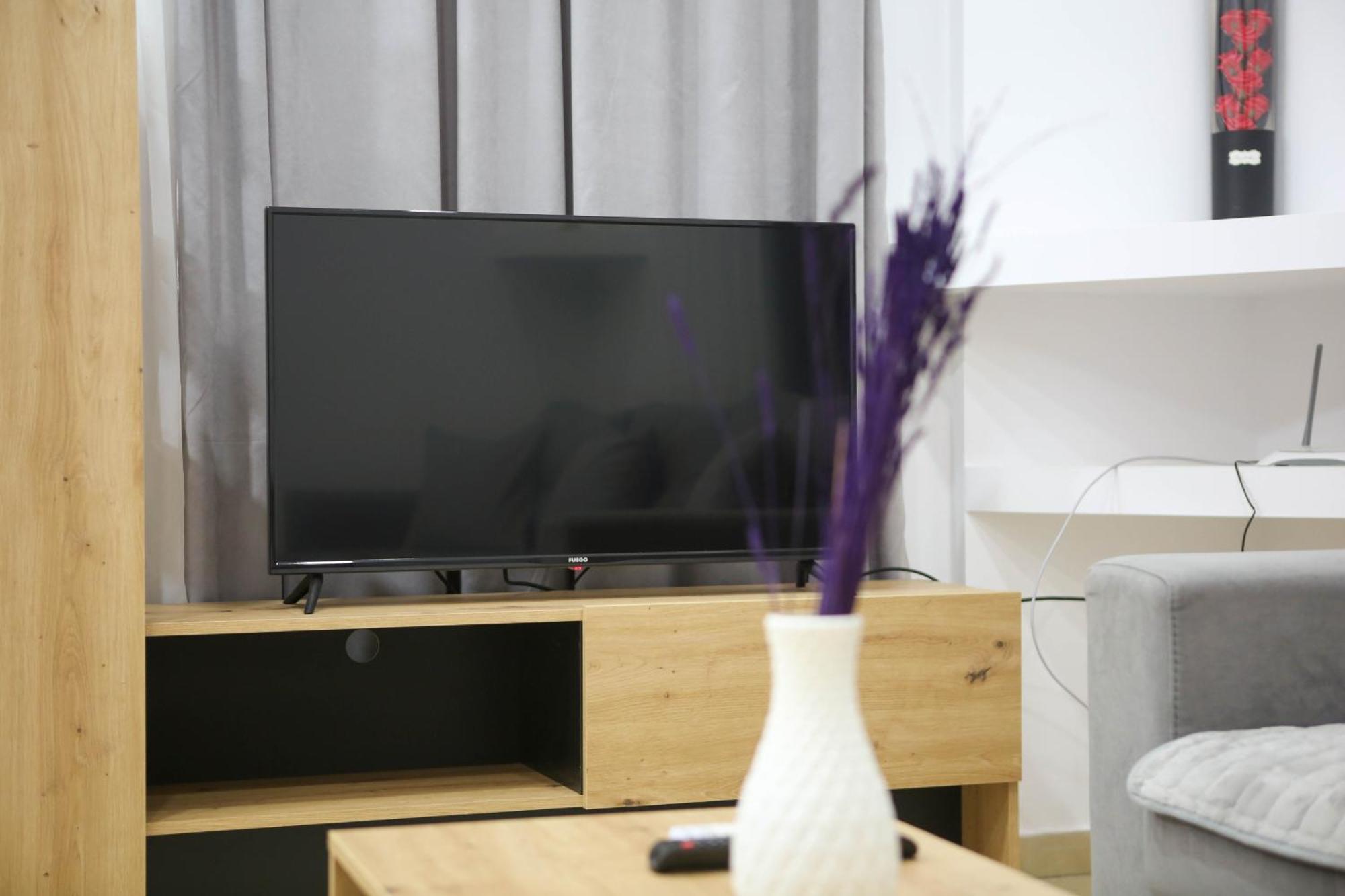 Green-Garden Apartmets ซารานเดอ ภายนอก รูปภาพ